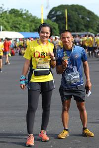 BIB: 1054, 1005
                            <button type="button" onclick="openModal(5247069)" class="btn btn-primary btn-sm float-right btn-popup" data-toggle="modal" data-target=".modal-high-quality">
                        <i class="fas fa-shopping-cart"></i> Add to Cart
                    </button>
                                            <button type="button" onclick="isThisMe(5247069, true)" class="btn btn-success btn-sm float-right btn-popup btn-isme hidden" data-toggle="tooltip" data-placement="bottom" title="นี่คือรูปของคุณใช่ไหม คลิกที่นี่เพื่อเอาเข้าอัลบั้ม">
                        <i class="fas fa-plus"></i> Add to album
                    </button>
                    <button type="button" onclick="isThisMe(5247069, false)" class="btn btn-warning btn-sm float-right btn-popup btn-isnotme hidden">
                        <i class="fas fa-ban"></i> Remove from album
                    </button>